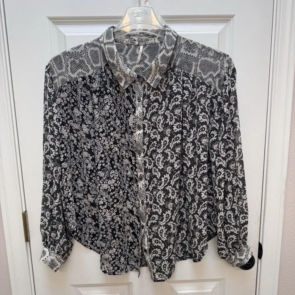 Free People Blouse Top Womens M Boho Dani Button Up Semi Sheer Floral Patchwork